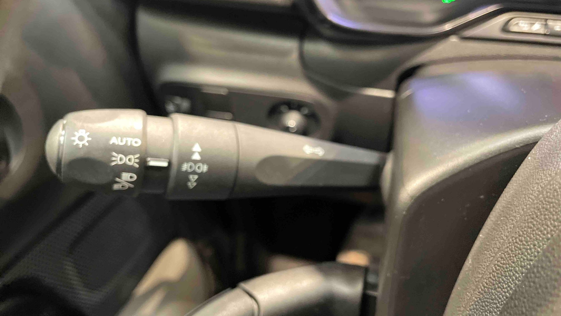 CITROEN C3 PureTech 110 S&S BVM6 Shine