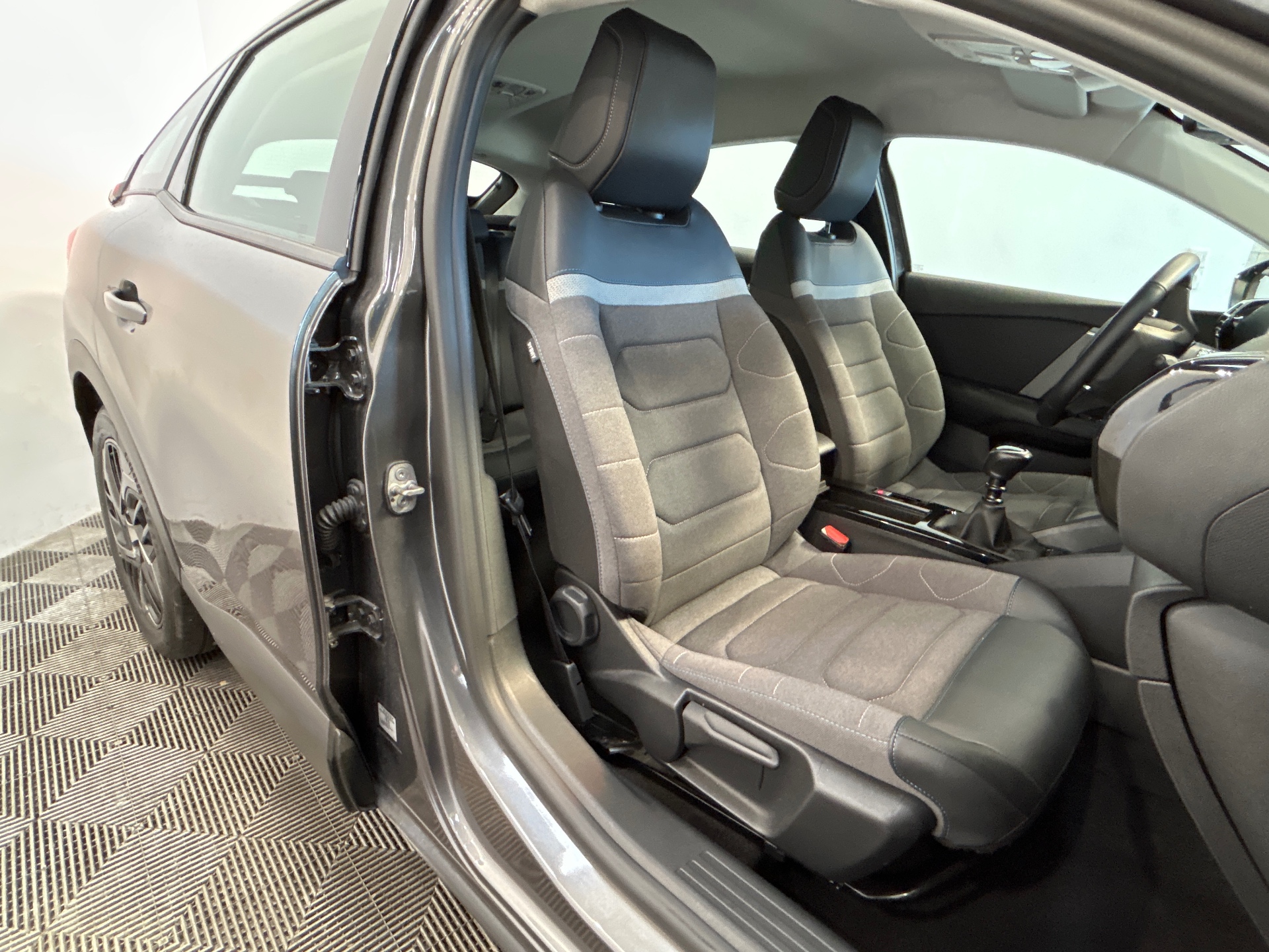 CITROEN C4 PT130 S&S BVM6 FEELPK