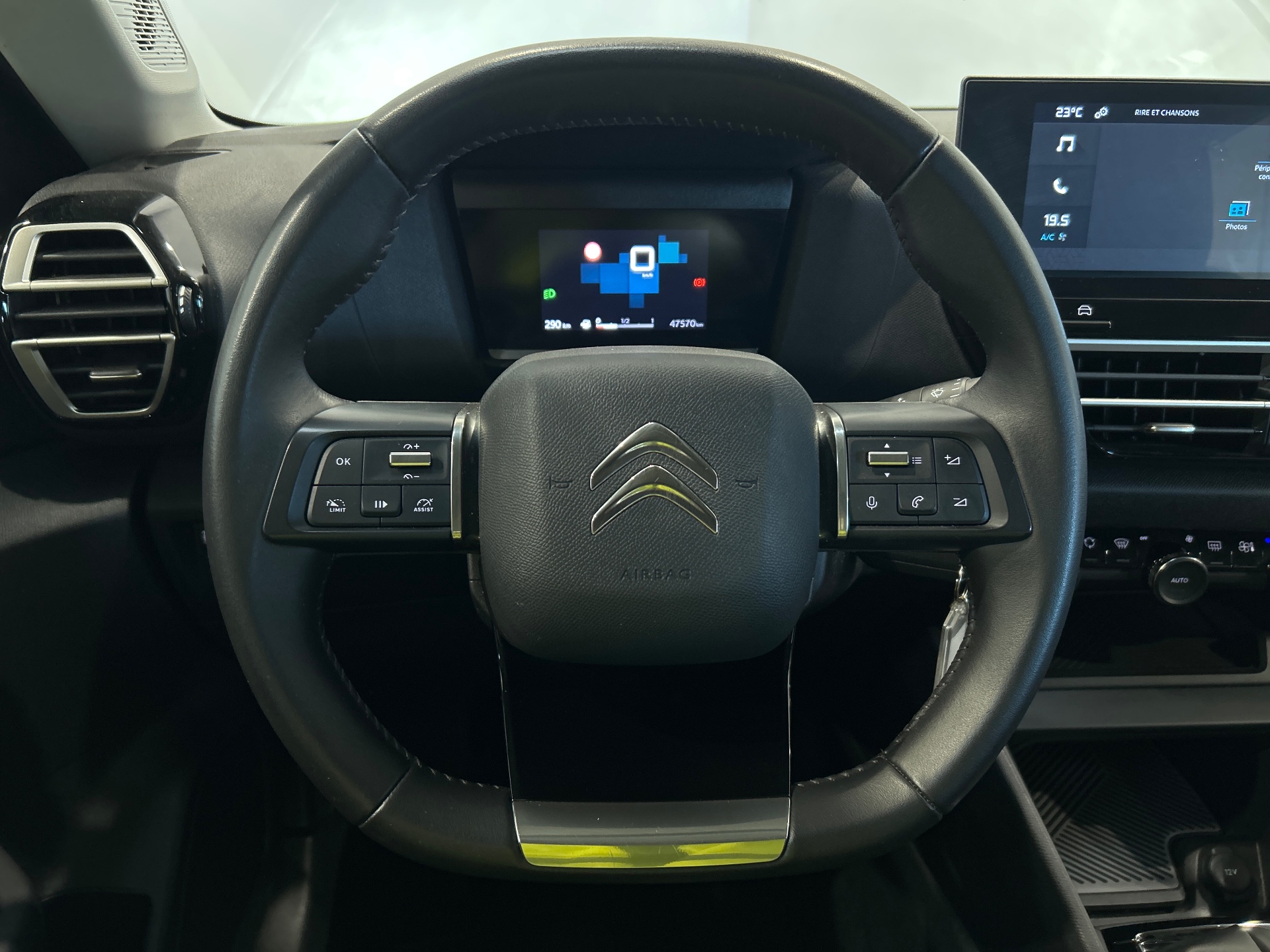 CITROEN C4 PureTech 130 BVM6 Plus