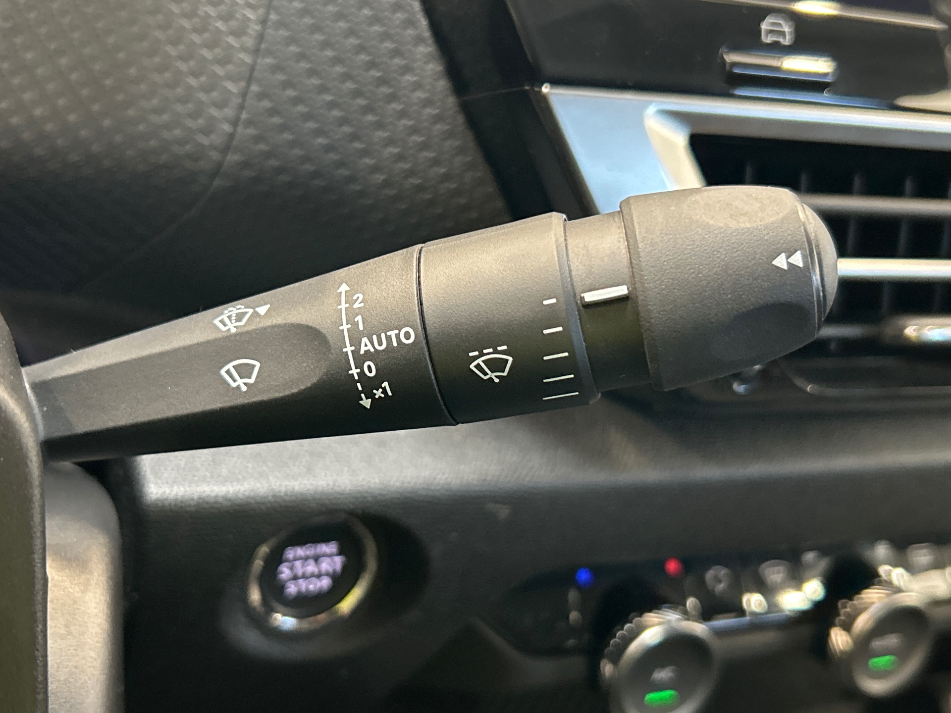 CITROEN C4 PT130 S&S BVM6 SHINE