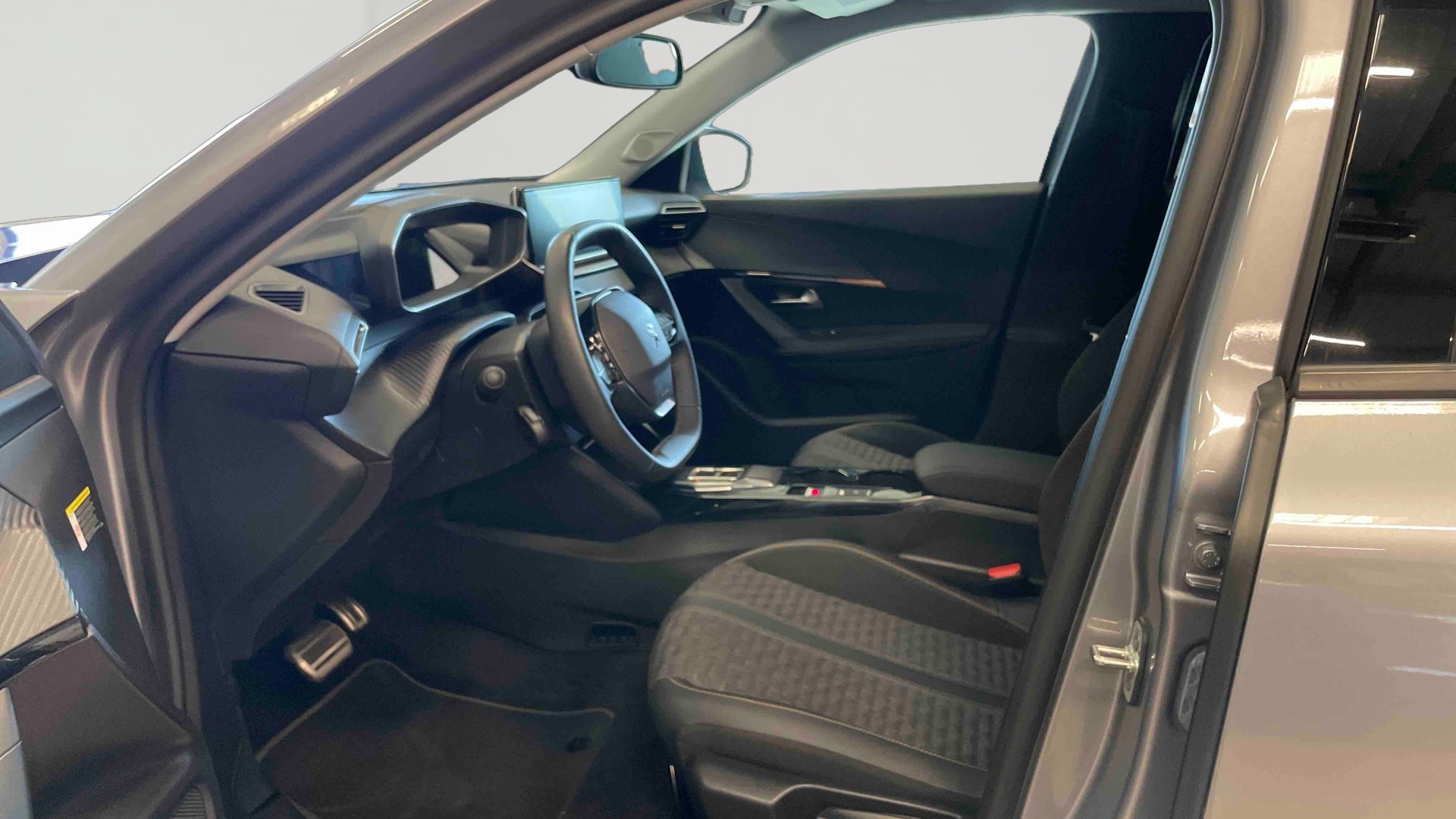 PEUGEOT 2008 ELECTRIQUE 136 ch Roadtrip