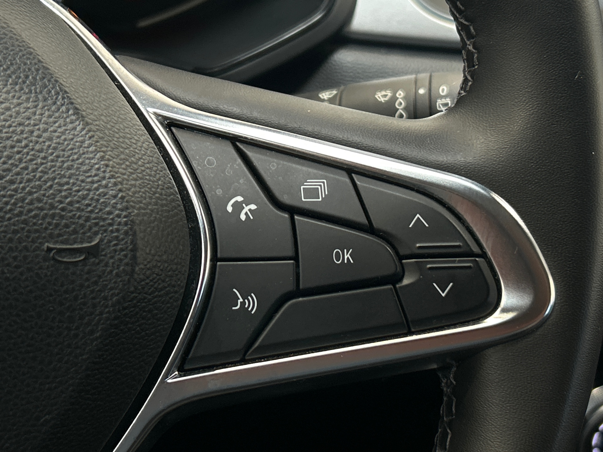 RENAULT CAPTUR techno TCe 90