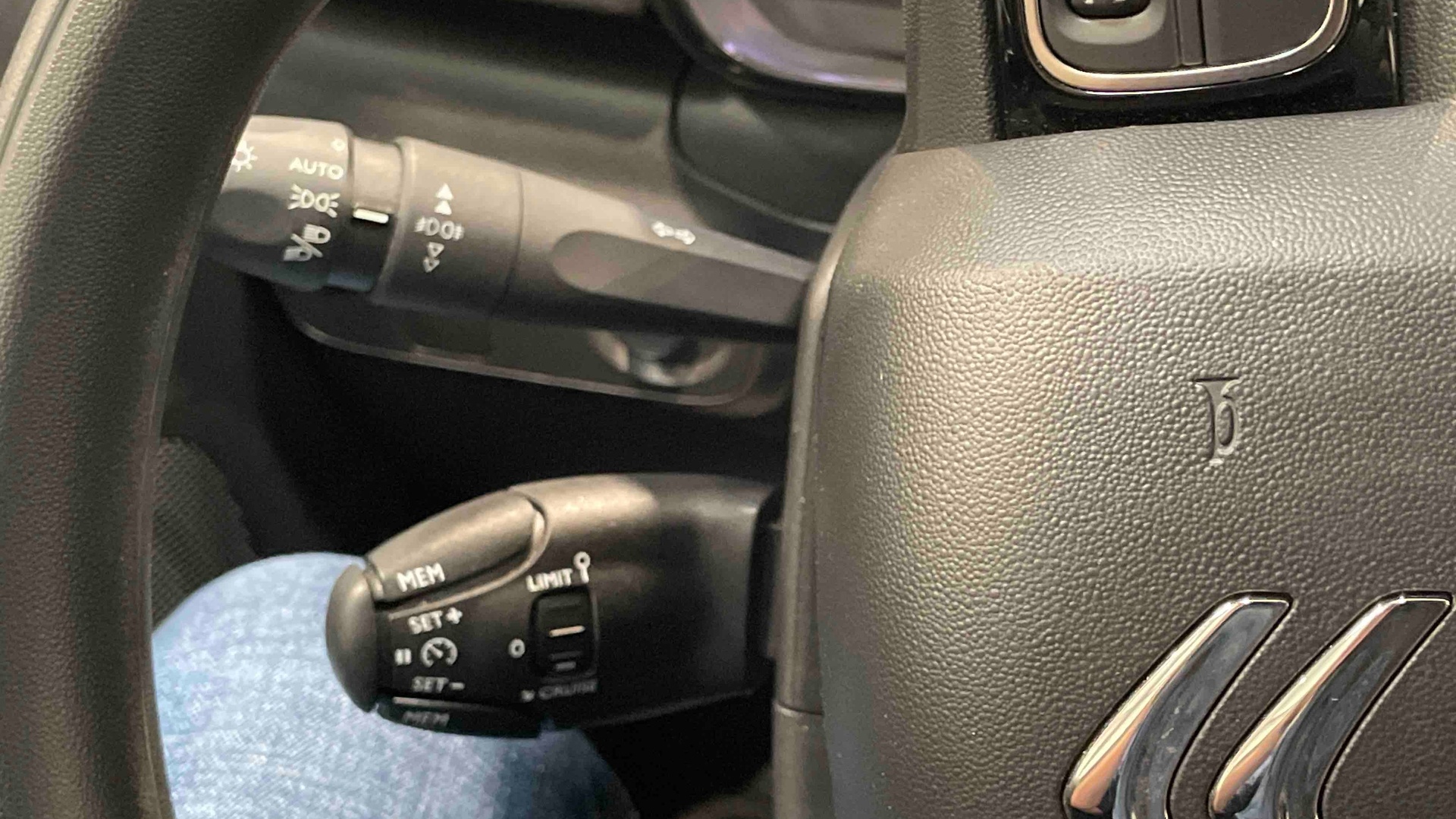 CITROEN C3 PureTech 110 S&S BVM6 Shine