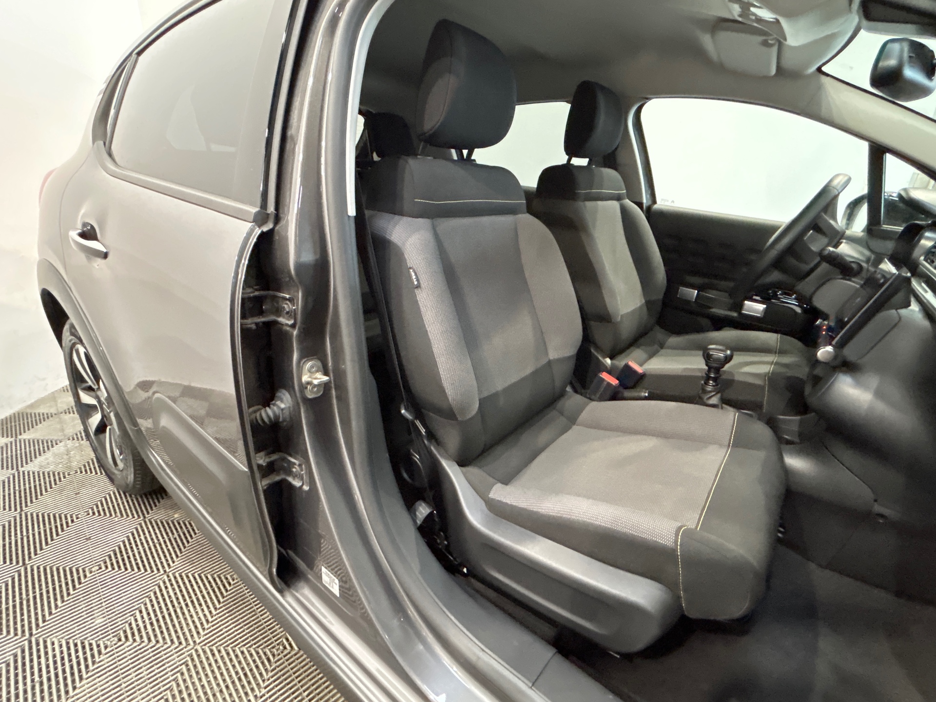 CITROEN C3 PT110 S&S BVM6 SHINE