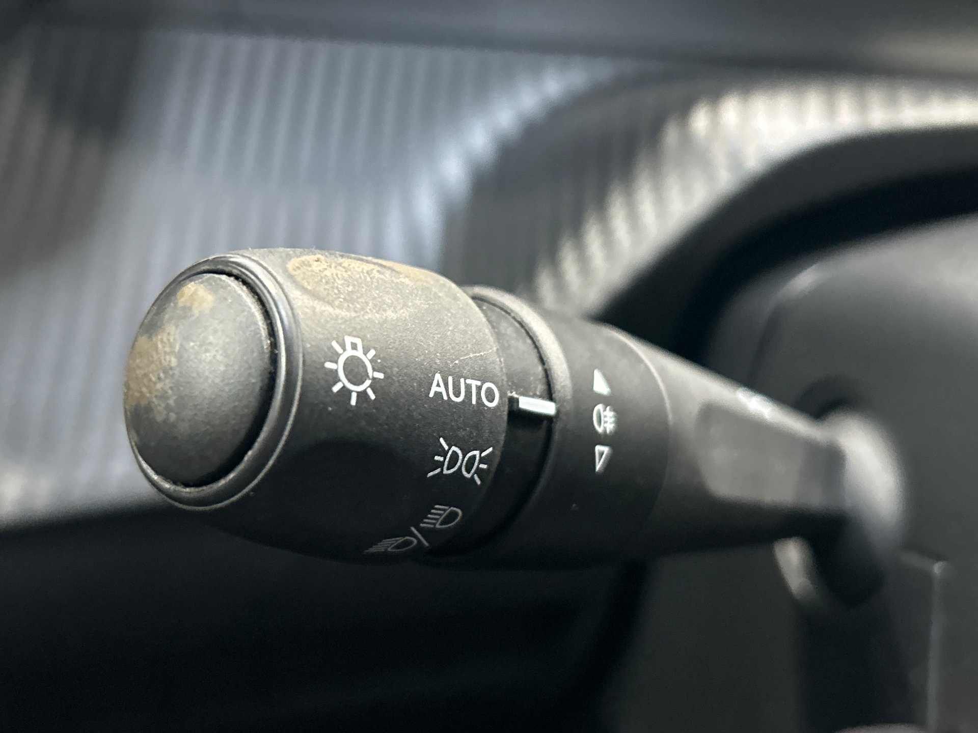 PEUGEOT 208 Allure 100 ch BVM6