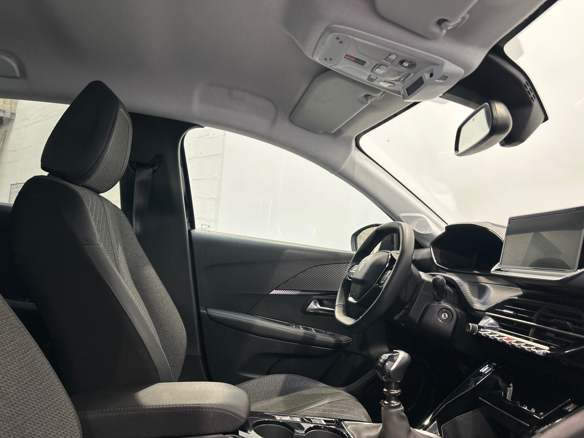 PEUGEOT 208 Allure 100 ch BVM6
