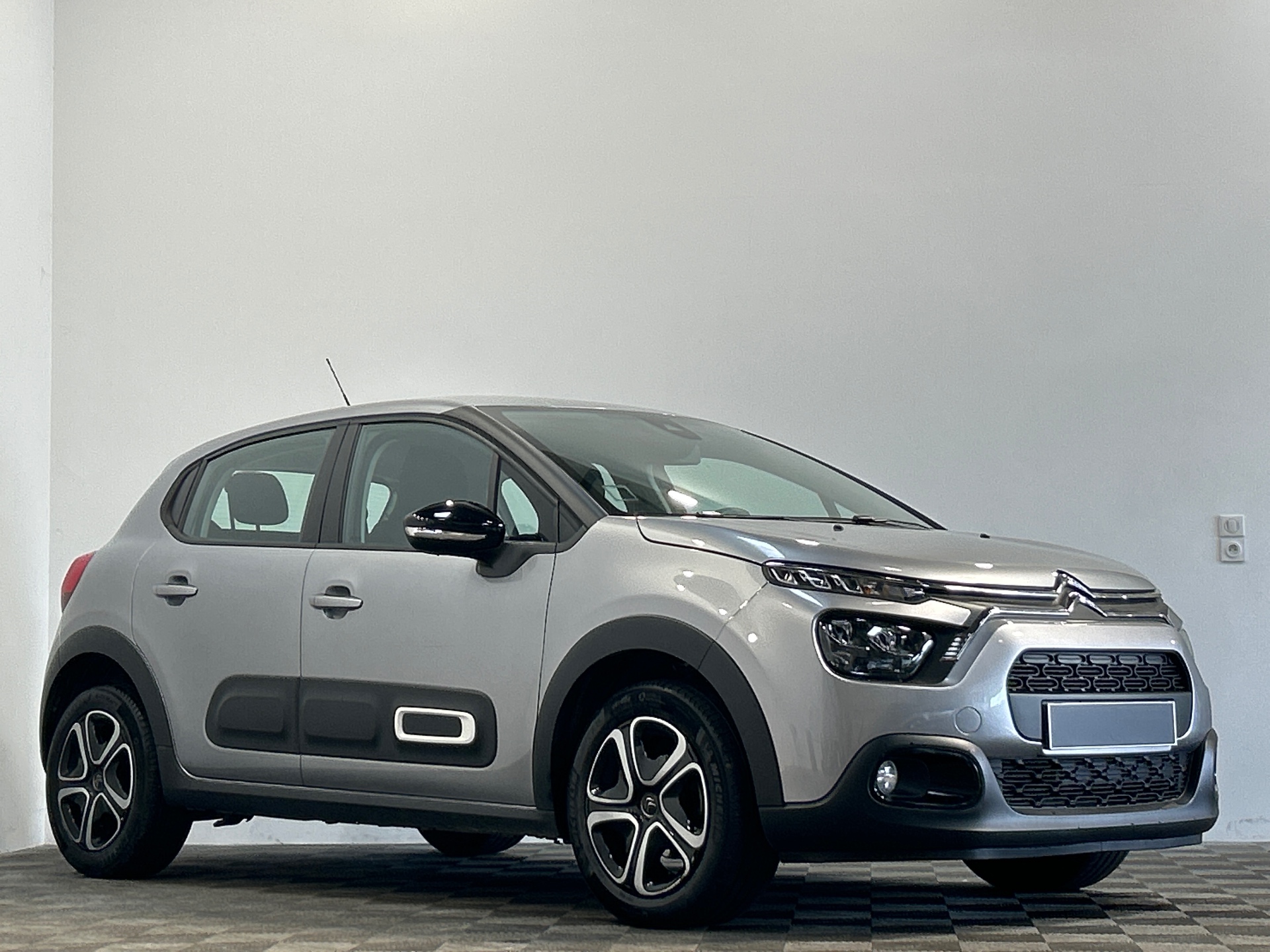 CITROEN C3 PureTech 110 BVM6 Plus