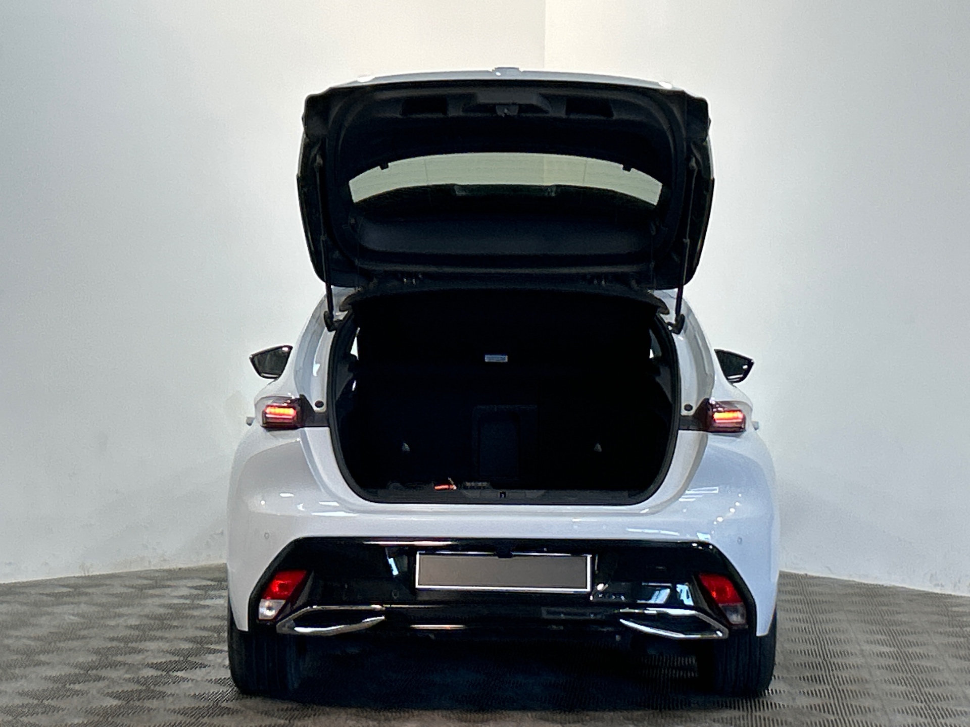 PEUGEOT 308 PHEV 180 e-EAT8 Allure