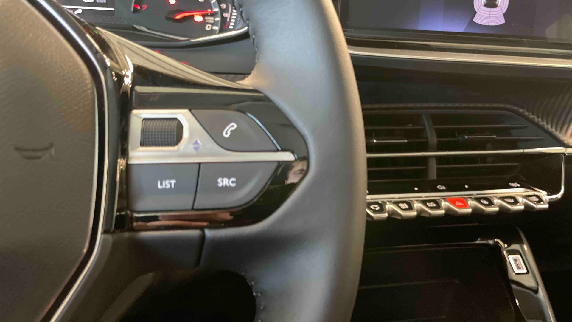 PEUGEOT 208 100 S&S BVM6 Style