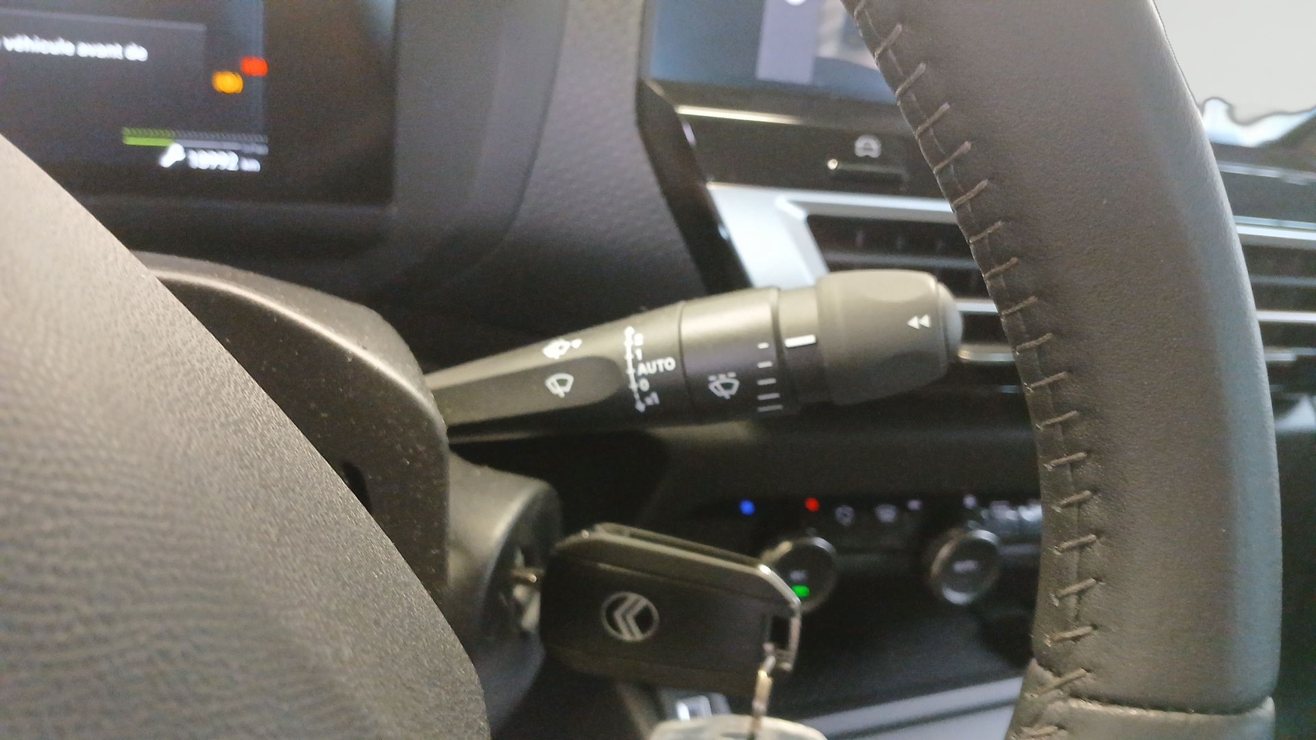 CITROEN C4 Hybride 145ch e-DCS6 PLUS