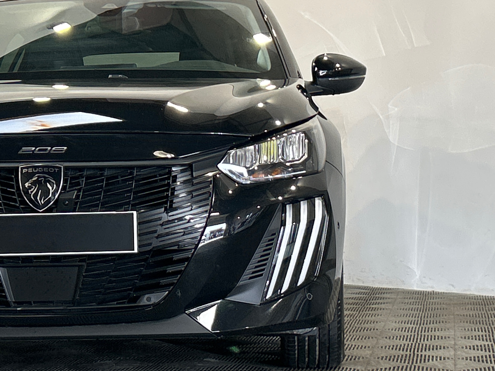 PEUGEOT 208 Allure 100 ch BVM6