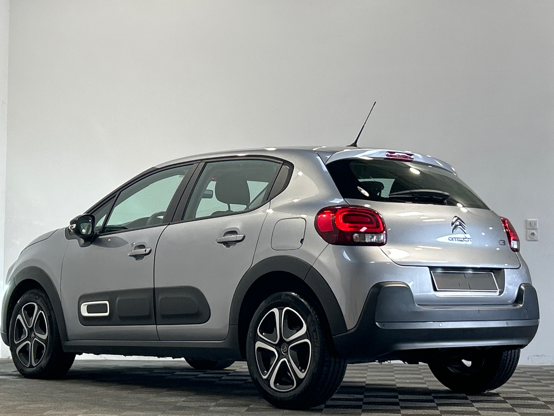 CITROEN C3 PureTech 110 BVM6 Plus