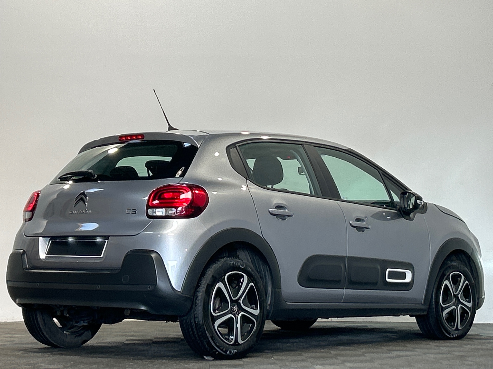 CITROEN C3 PureTech 110 BVM6 Plus