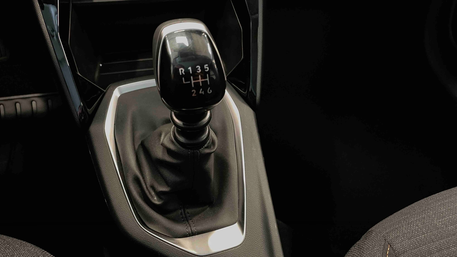 PEUGEOT 208 100 S&S BVM6 Style