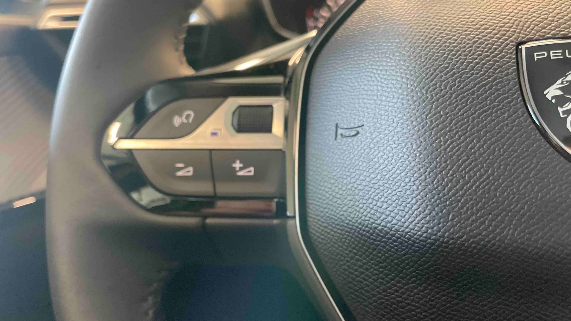 PEUGEOT 208 100 S&S BVM6 Style