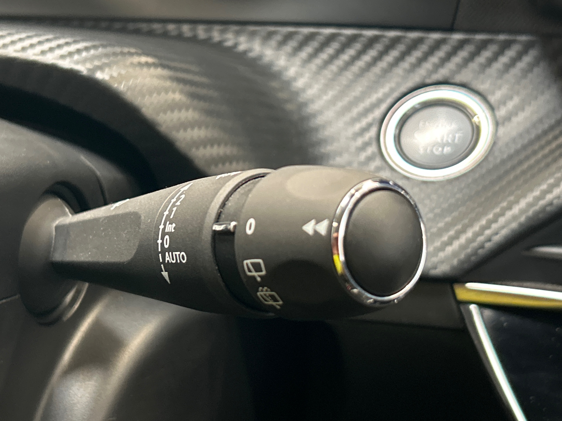 PEUGEOT 208 ALL PT100 BVM