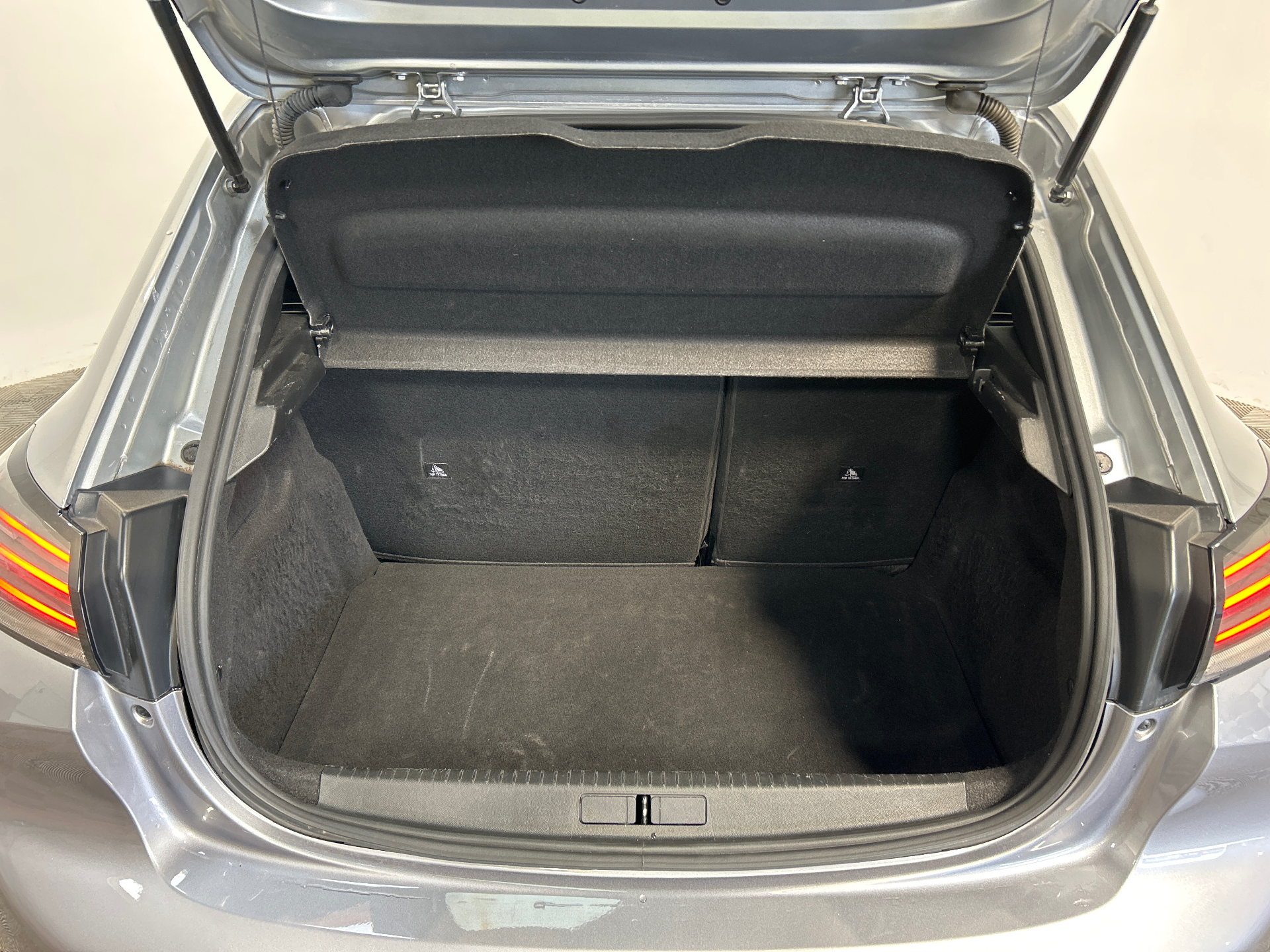 PEUGEOT 208 ALL PT100 BVM