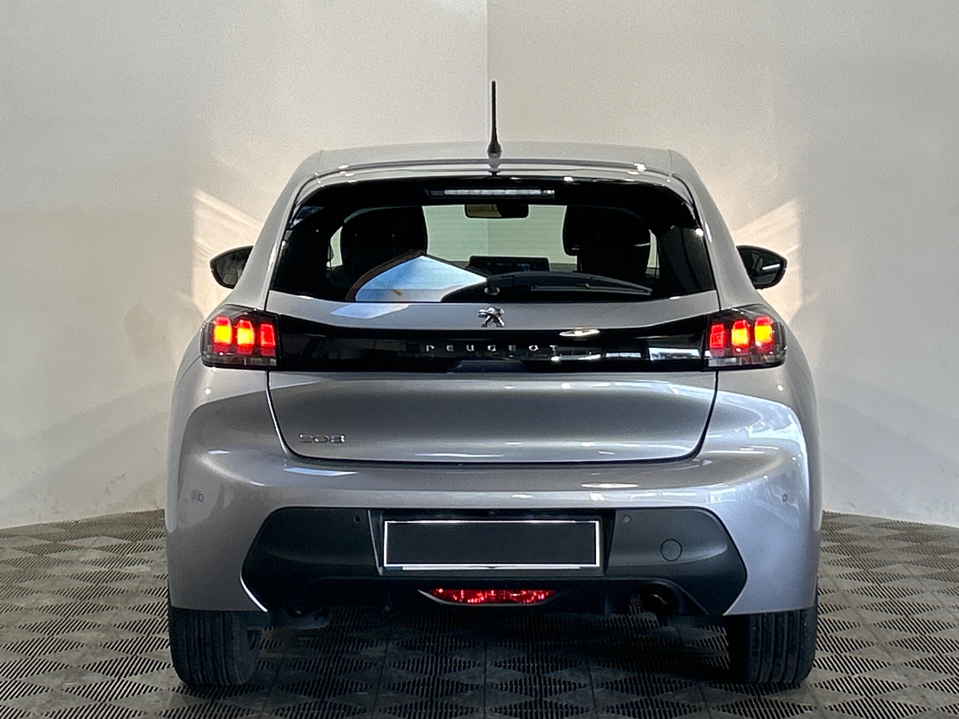 PEUGEOT 208 ACTIVE PACK PURETECH 75 S&S BVM5