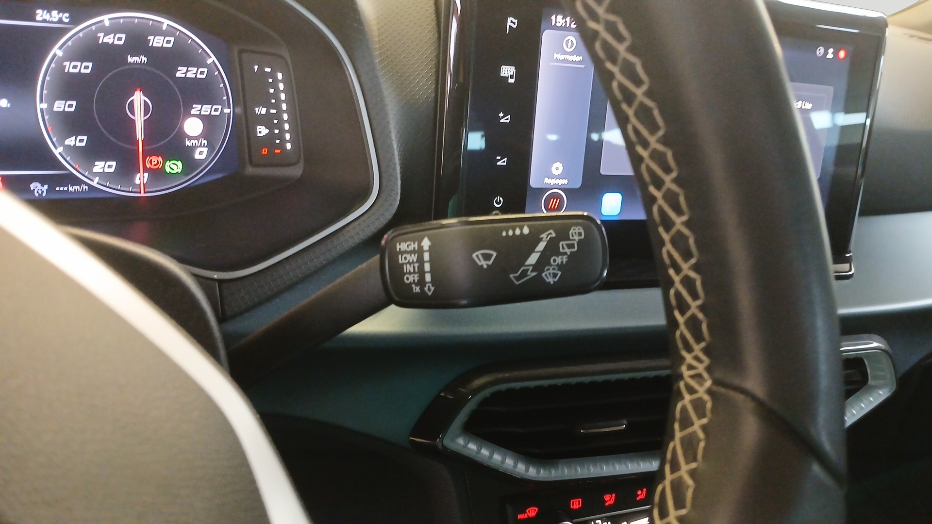 SEAT ARONA Xperience 1.5 TSI ACT 150 DSG
