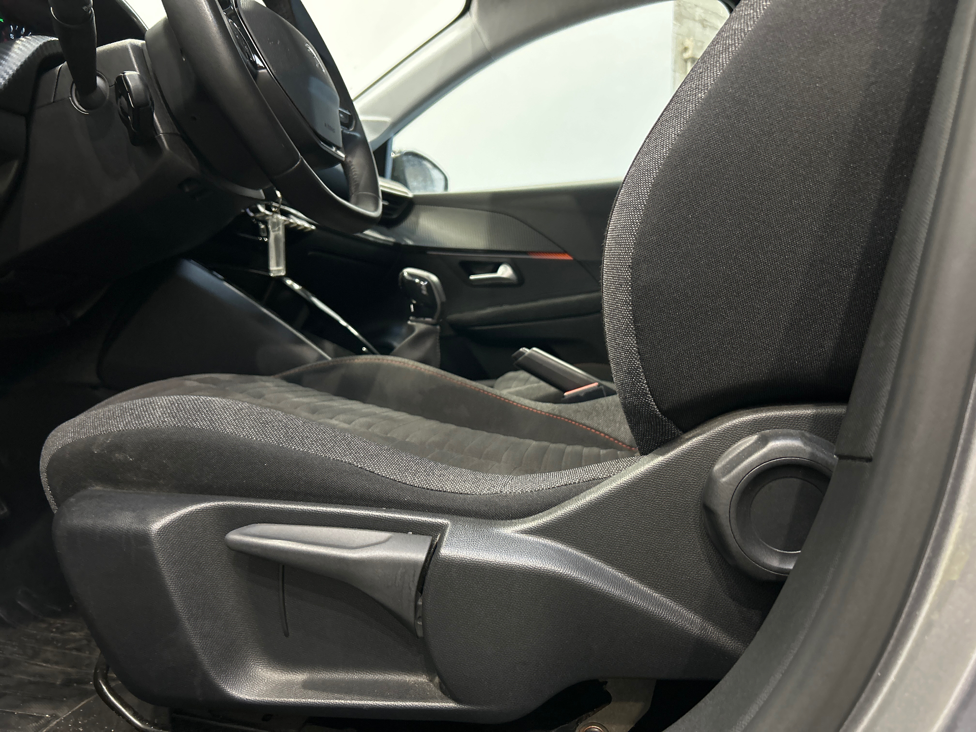 PEUGEOT 208 ACTIVE PACK PURETECH 75 S&S BVM5
