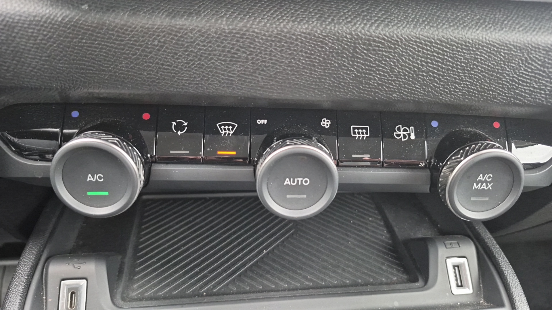 CITROEN C4 Hybride 145ch e-DCS6 PLUS