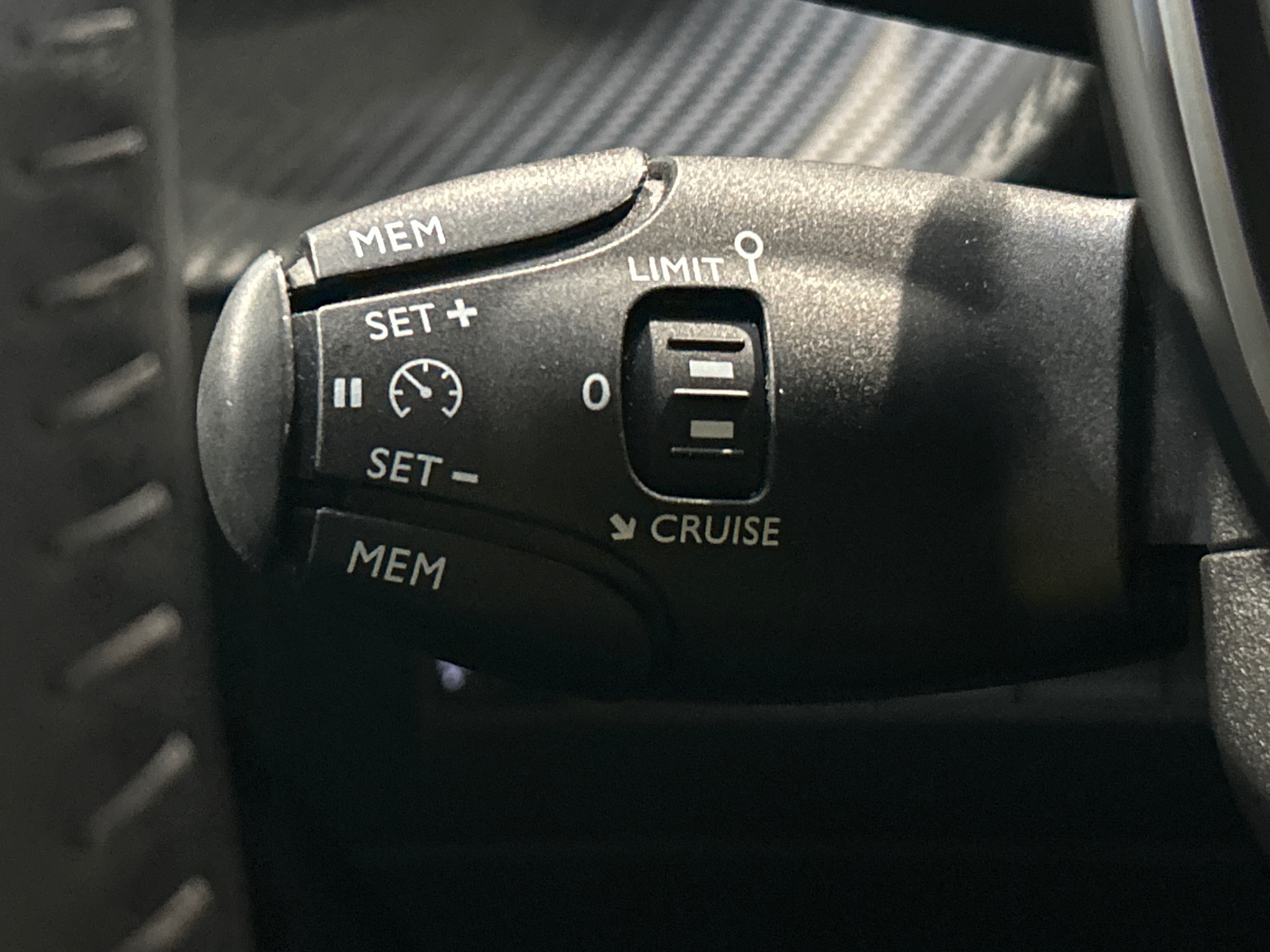 PEUGEOT 208 ACTIVE PACK PURETECH 75 S&S BVM5