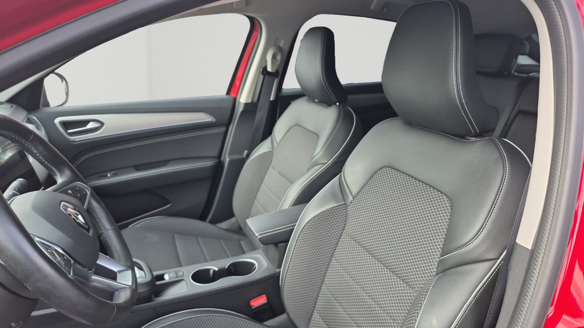 RENAULT ARKANA E-Tech 145 - 21B Intens