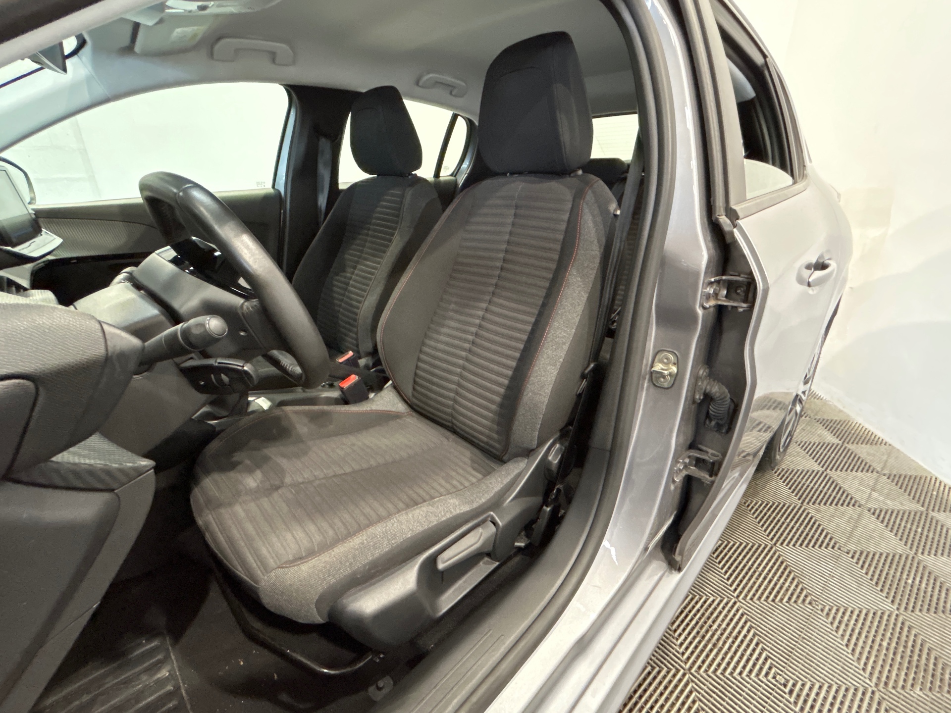 PEUGEOT 208 ACTIVE PACK PURETECH 75 S&S BVM5