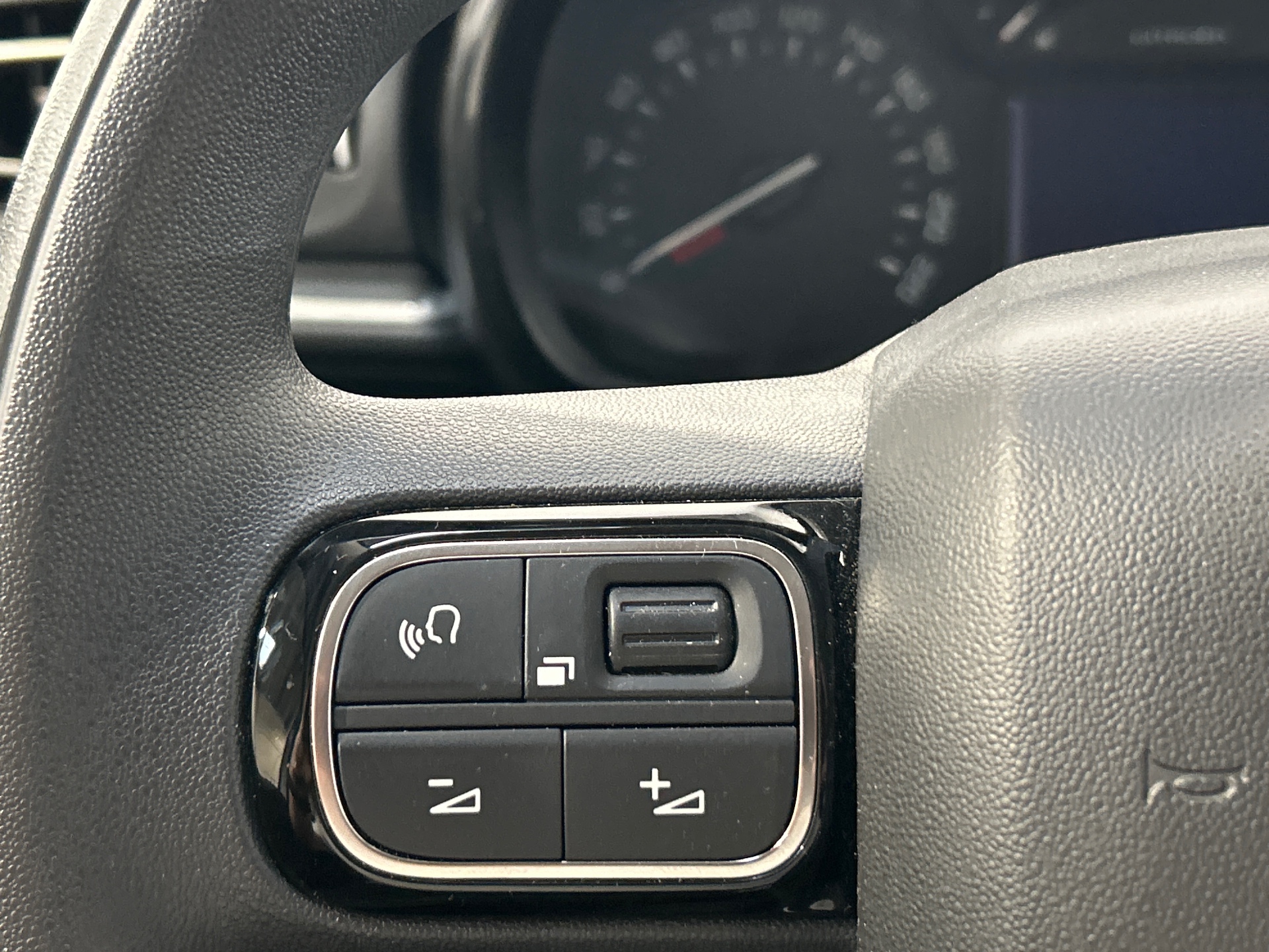 CITROEN C3 PTECH 110 S&S BVM6 C SERIES