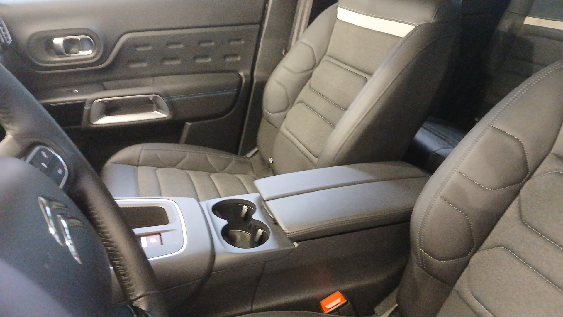 CITROEN C5 AIRCROSS Aircross Hybride 145 e-DCS6 MAX