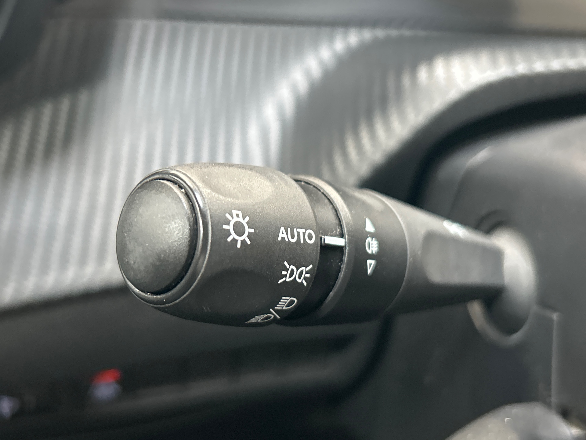 PEUGEOT 208 STYLE PURETECH 75 S&S BVM5