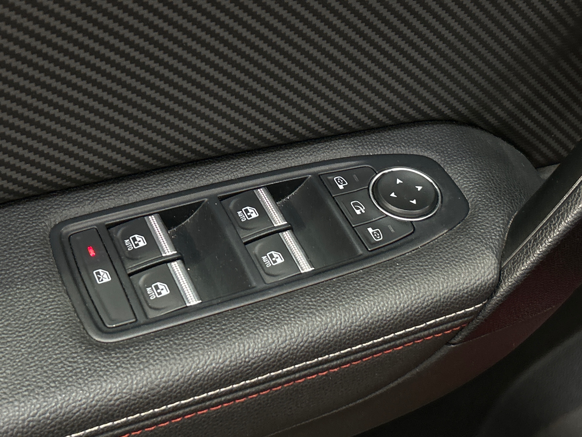 RENAULT CAPTUR R.S. line mild hybrid 160 EDC