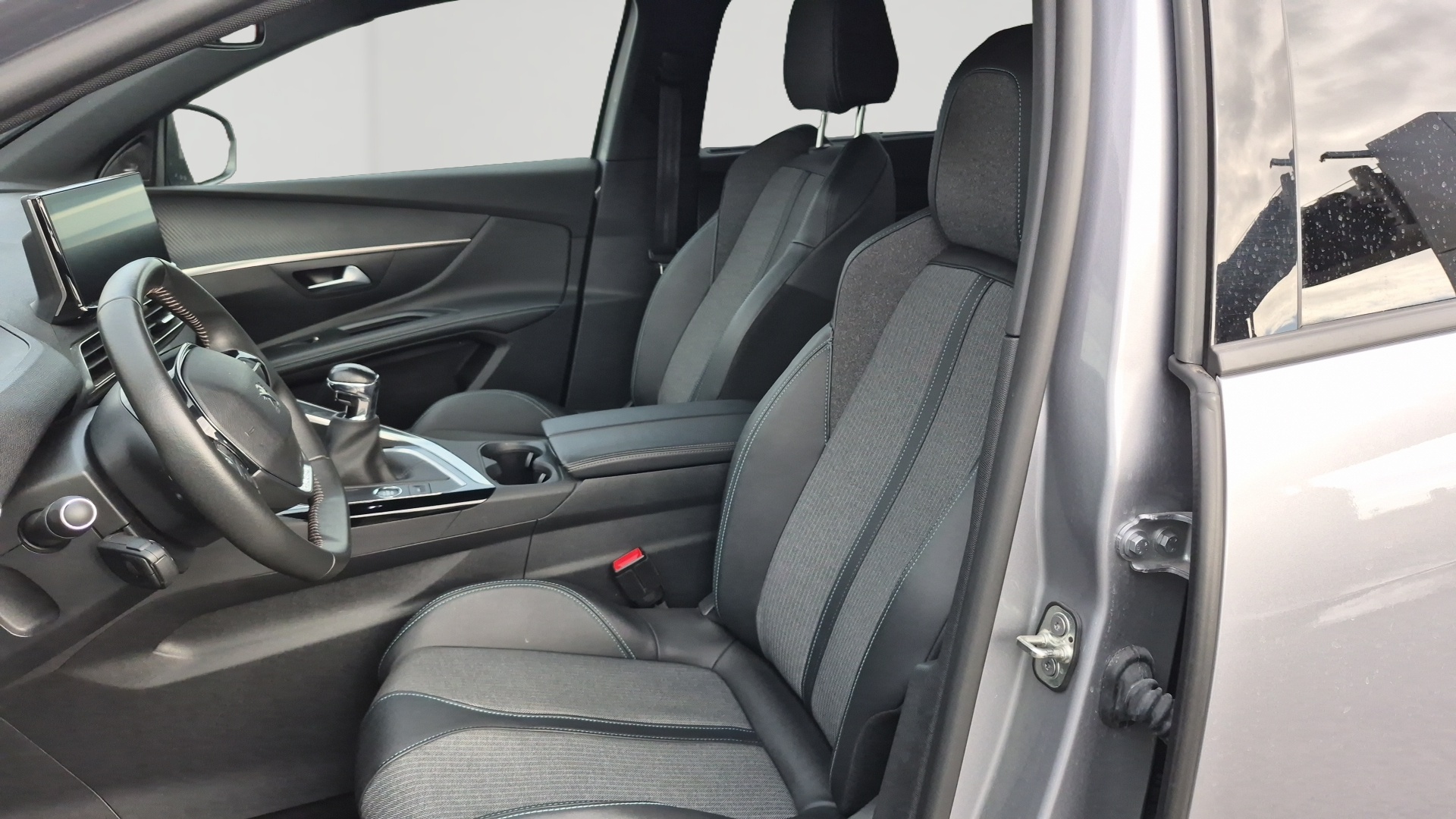 PEUGEOT 5008 ALLURE PK PTECH 130 S&S BVM6