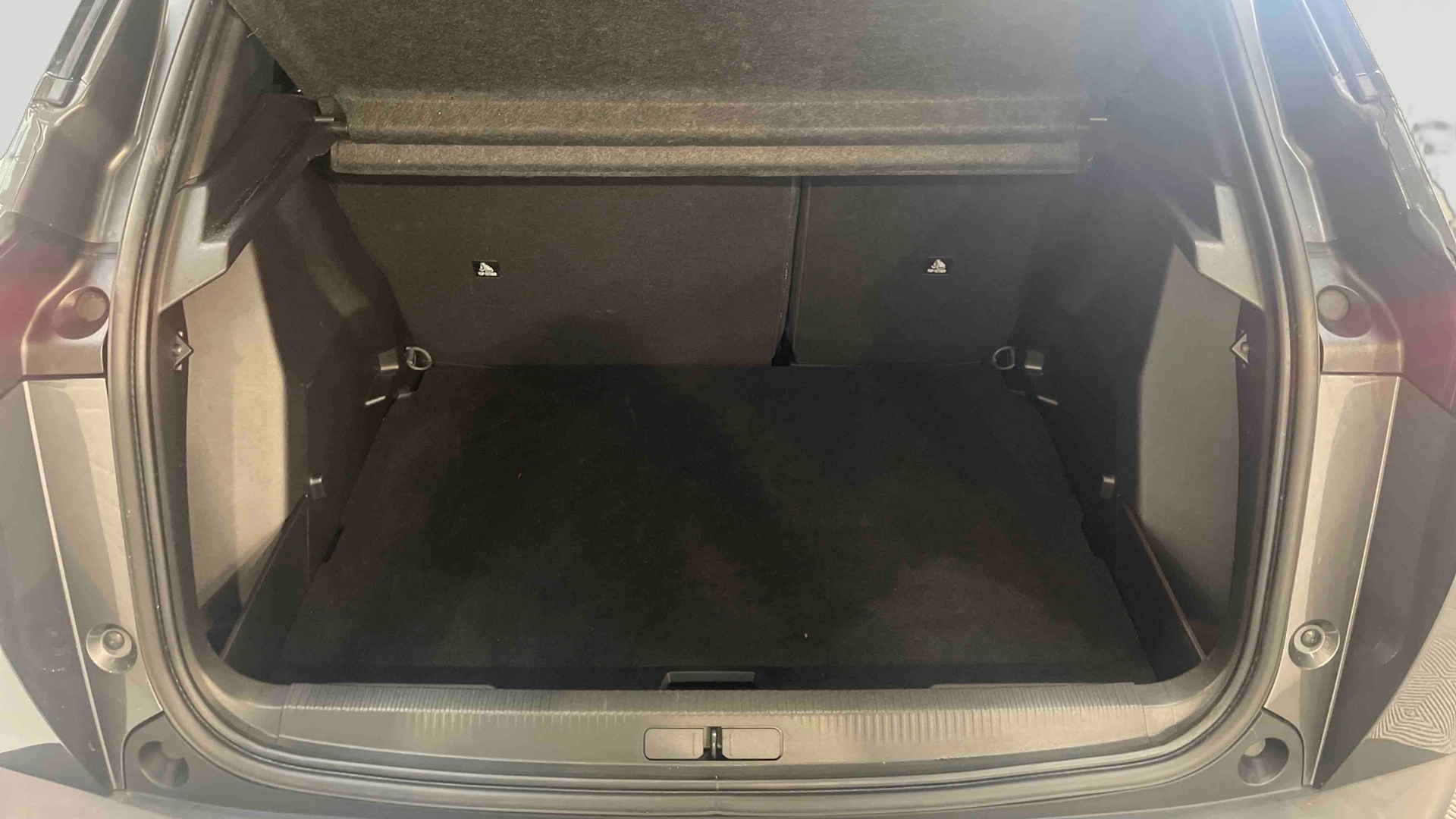 PEUGEOT 2008 PureTech 130 S&S BVM6 Allure Pack