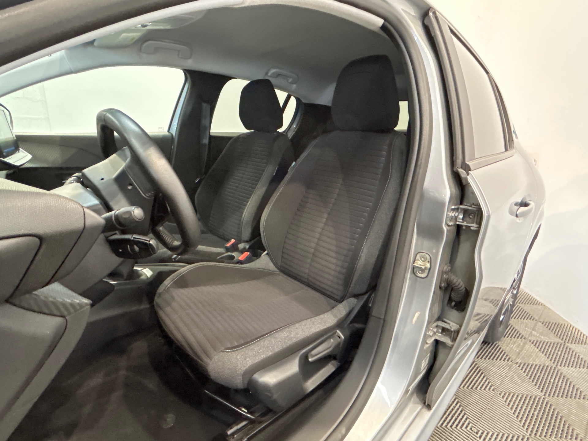 PEUGEOT 208 STYLE PURETECH 75 S&S BVM5