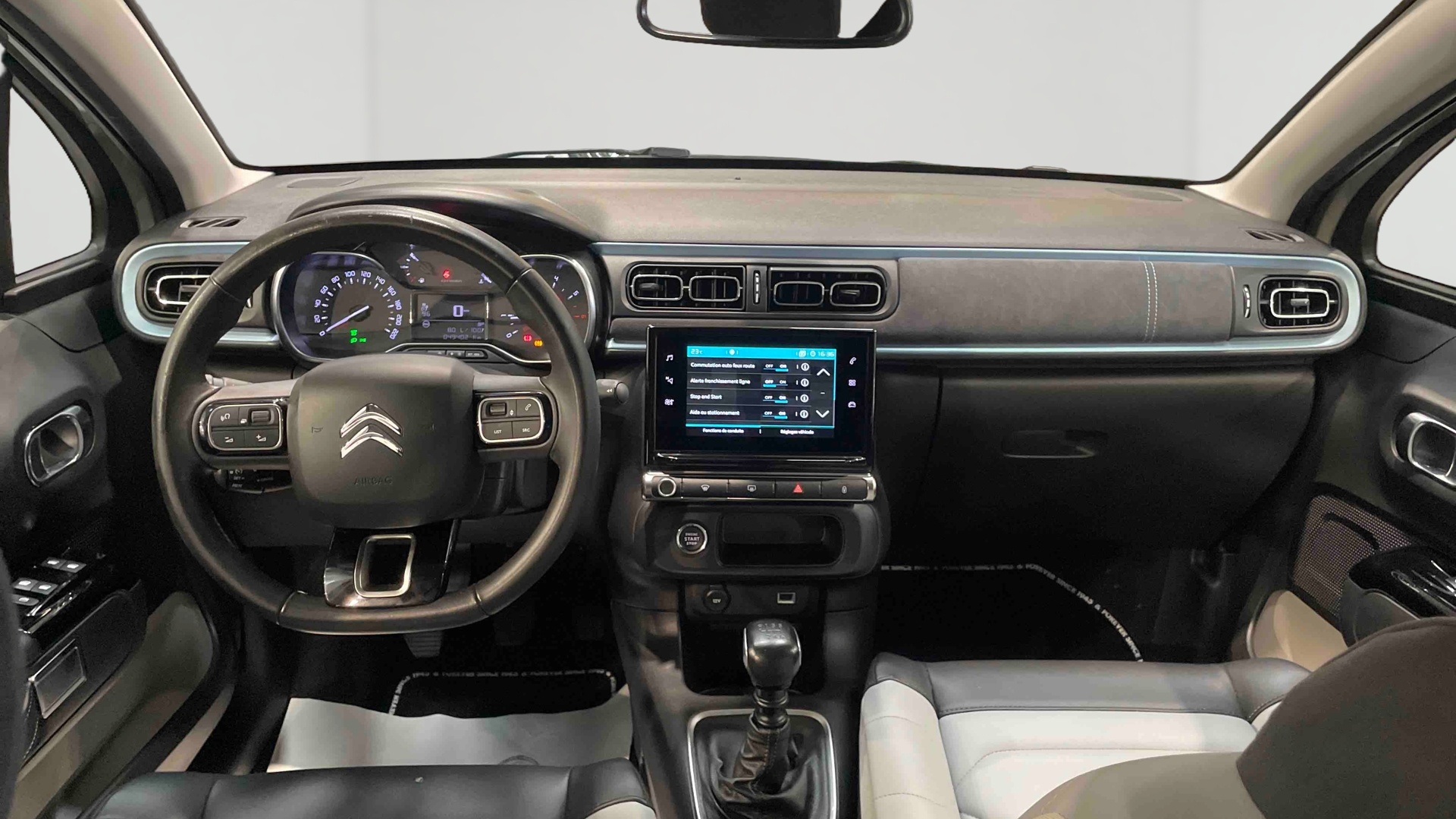 CITROEN C3 PureTech 110 BVM6 Elle - 5P