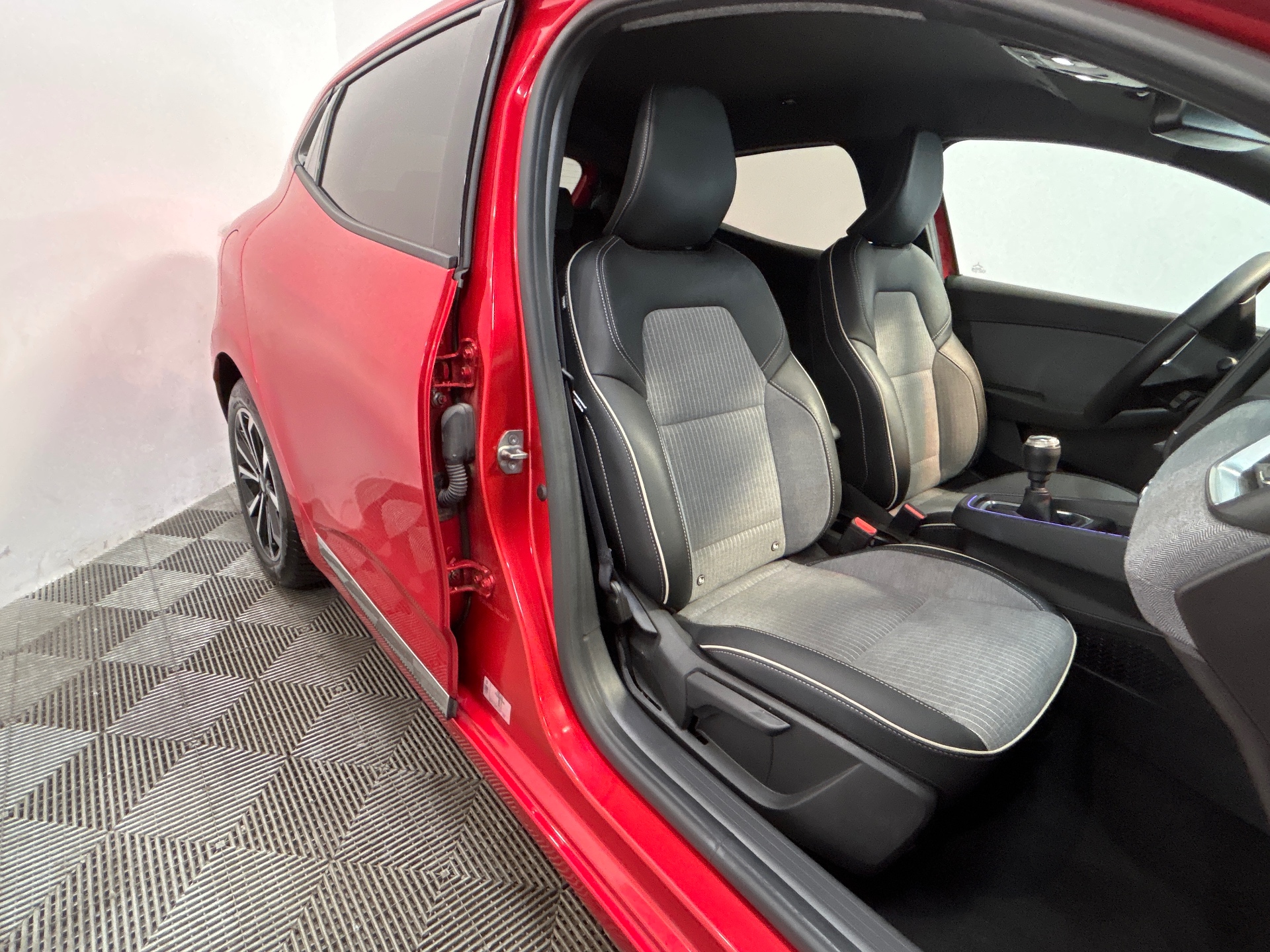 RENAULT CLIO V techno TCe 90 phase 2