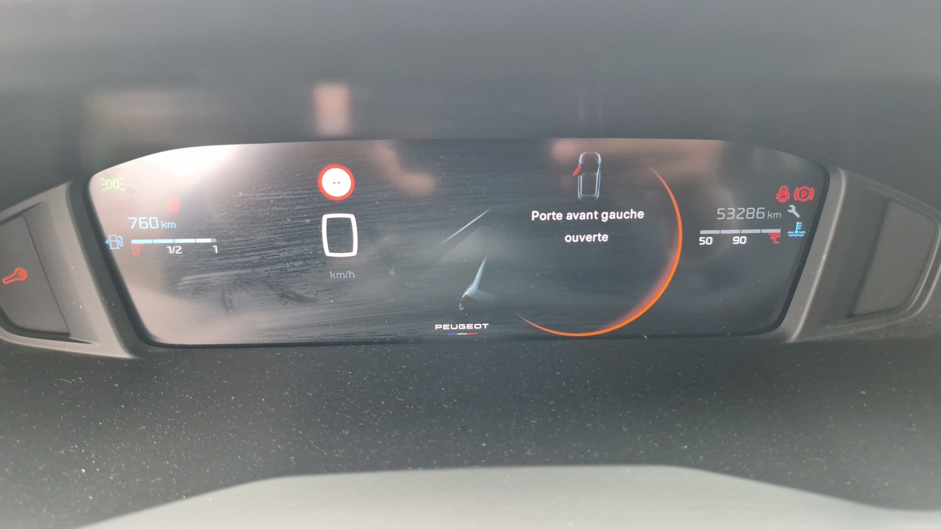 PEUGEOT 208 ALLURE PT100 BVM