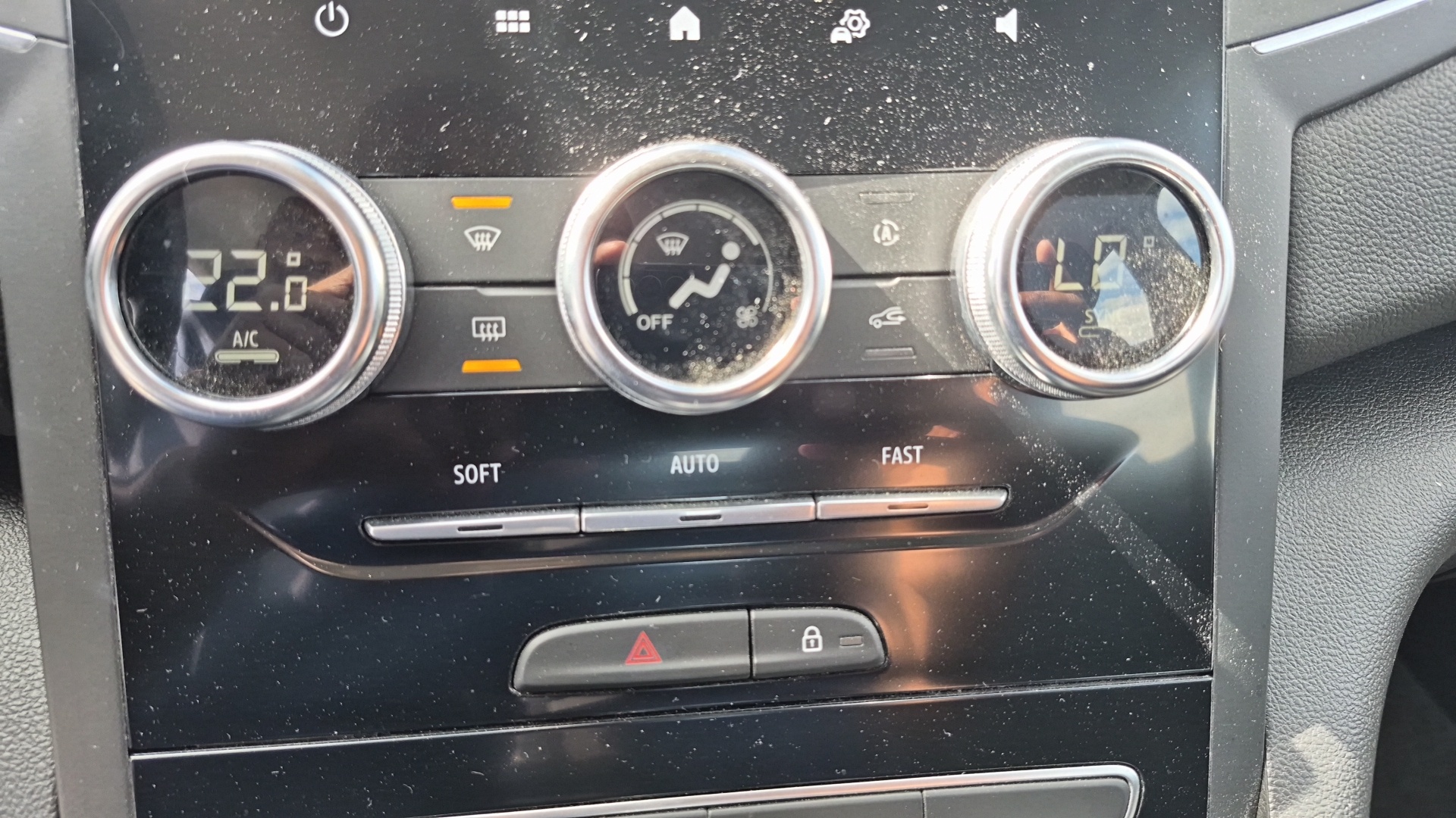 RENAULT MEGANE IV BERLINE Blue dCi 115 EDC - 21N Business