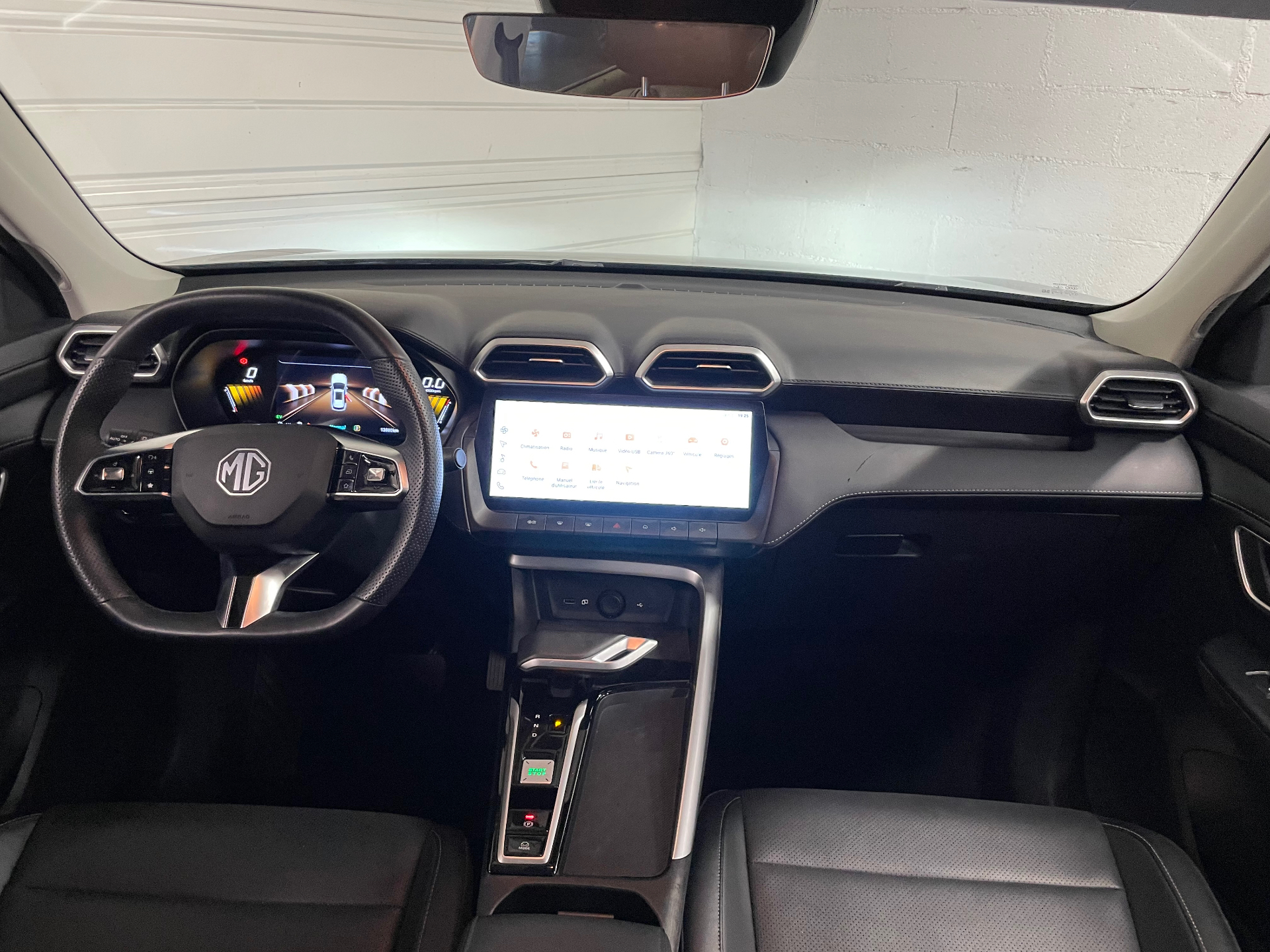 MG ZS 1.5 L Hybrid+ 197 ch Luxury