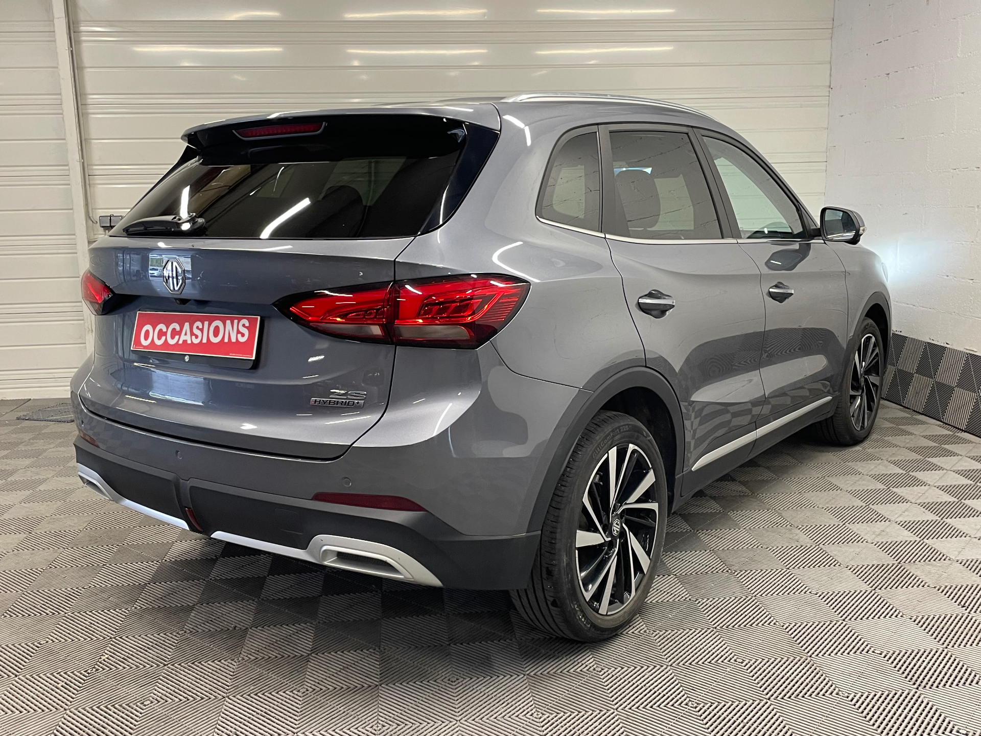MG ZS 1.5 L Hybrid+ 197 ch Luxury