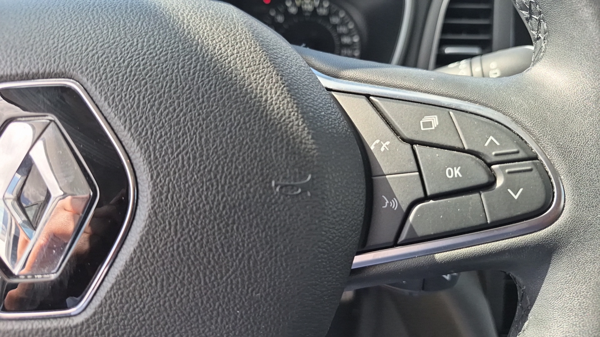 RENAULT MEGANE IV BERLINE Blue dCi 115 EDC - 21N Business