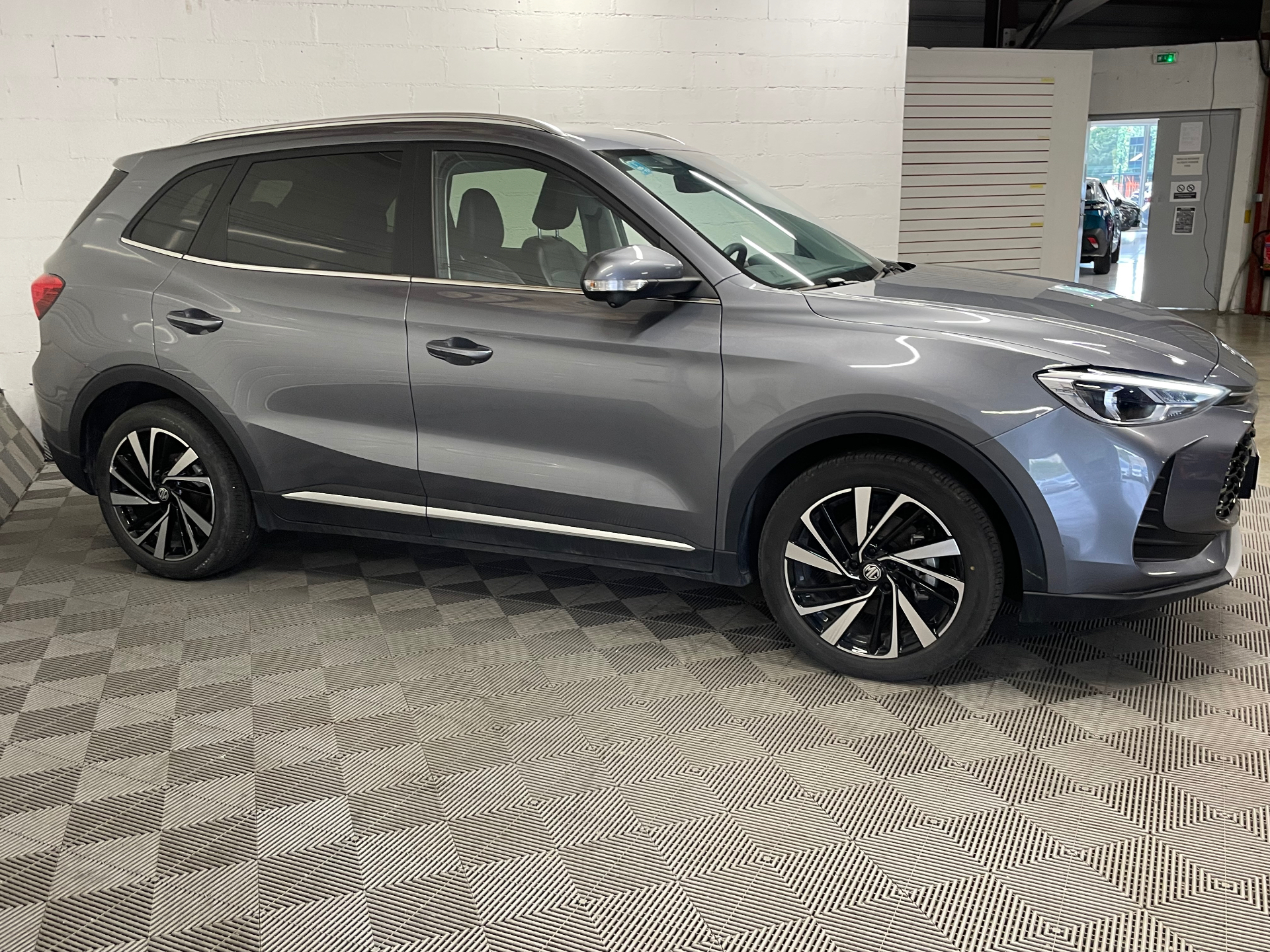 MG ZS 1.5 L Hybrid+ 197 ch Luxury