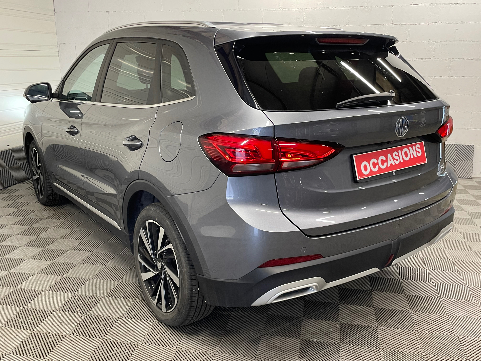 MG ZS 1.5 L Hybrid+ 197 ch Luxury