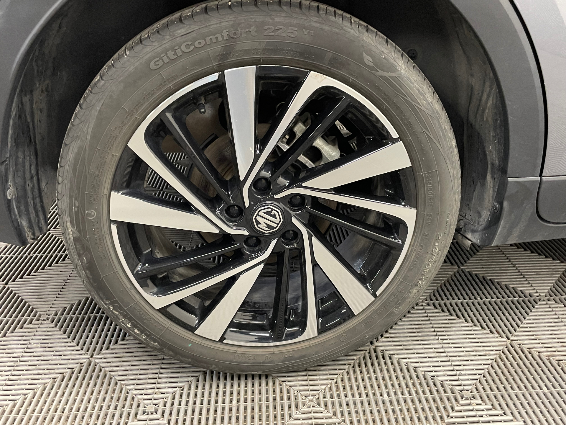 MG ZS 1.5 L Hybrid+ 197 ch Luxury