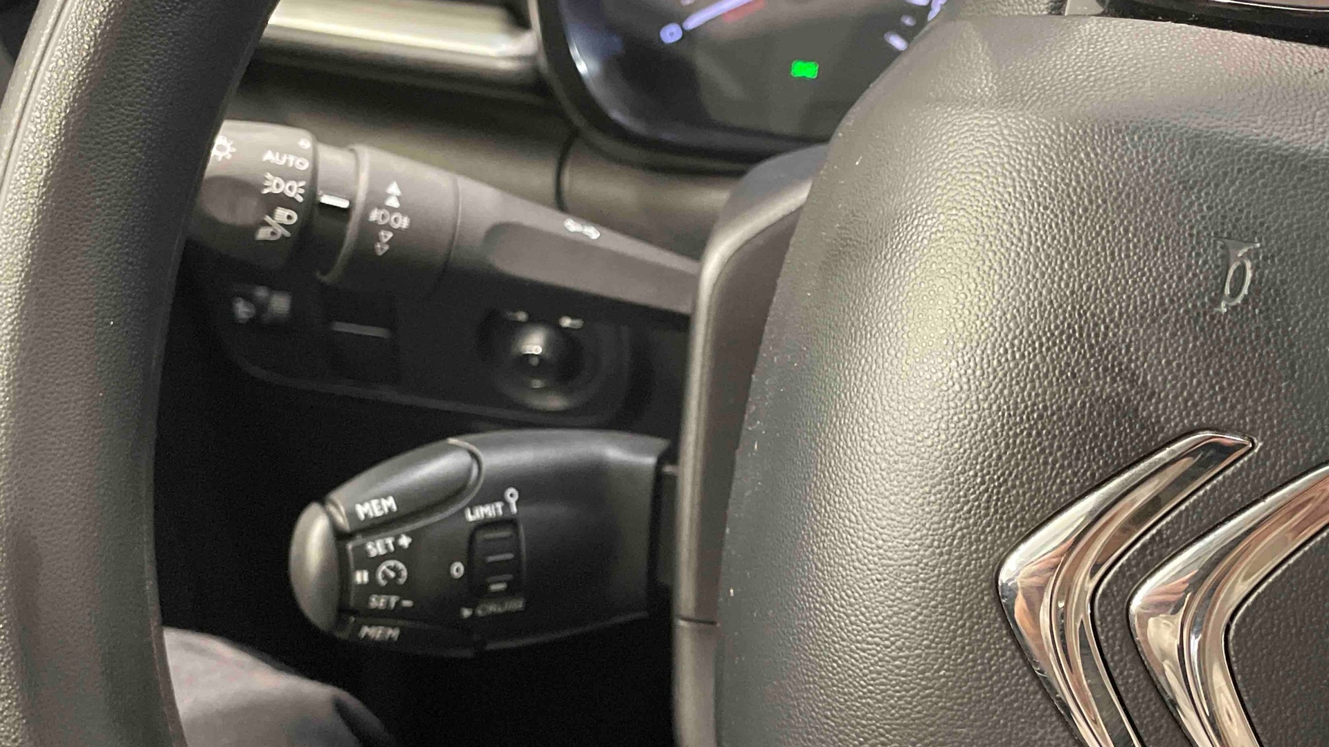 CITROEN C3 PureTech 110 S&S BVM6 Shine - 5P