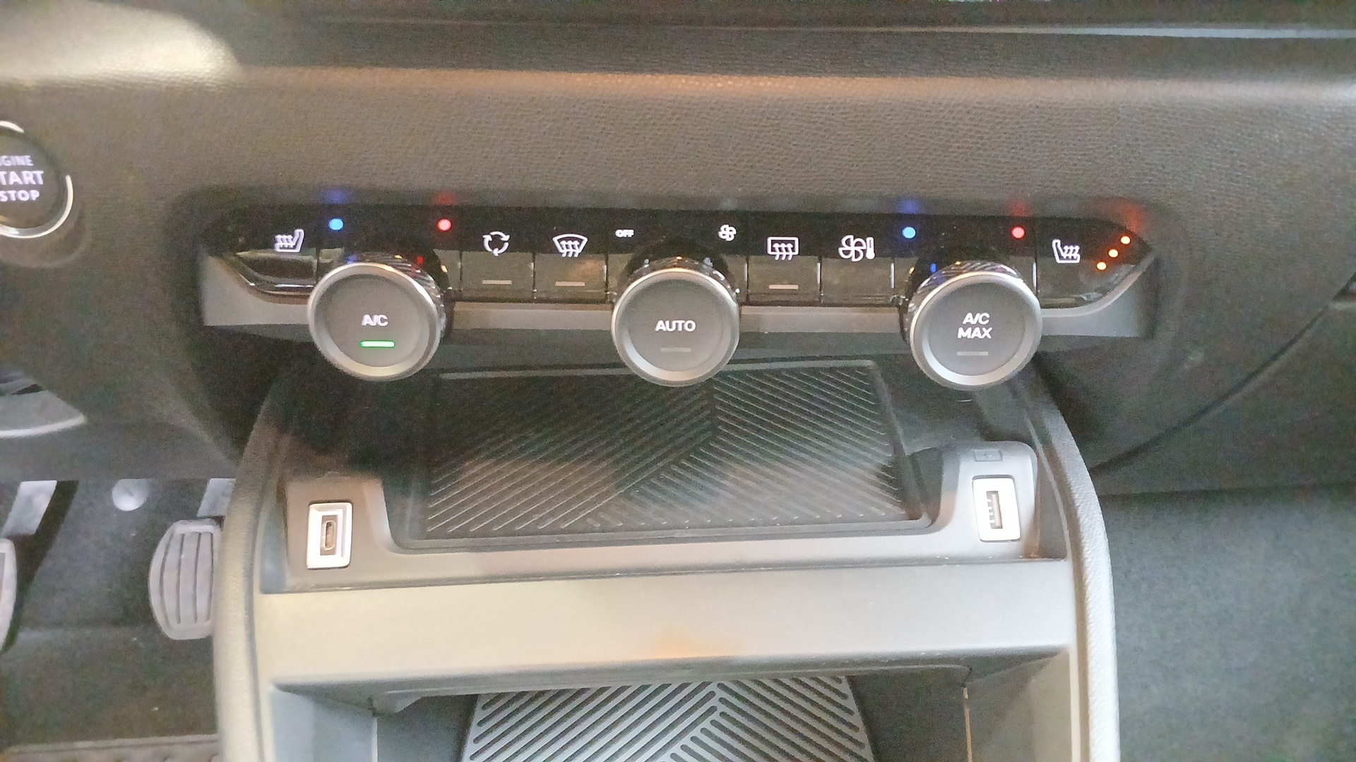 CITROEN C4 PureTech 130 BVM6 Plus