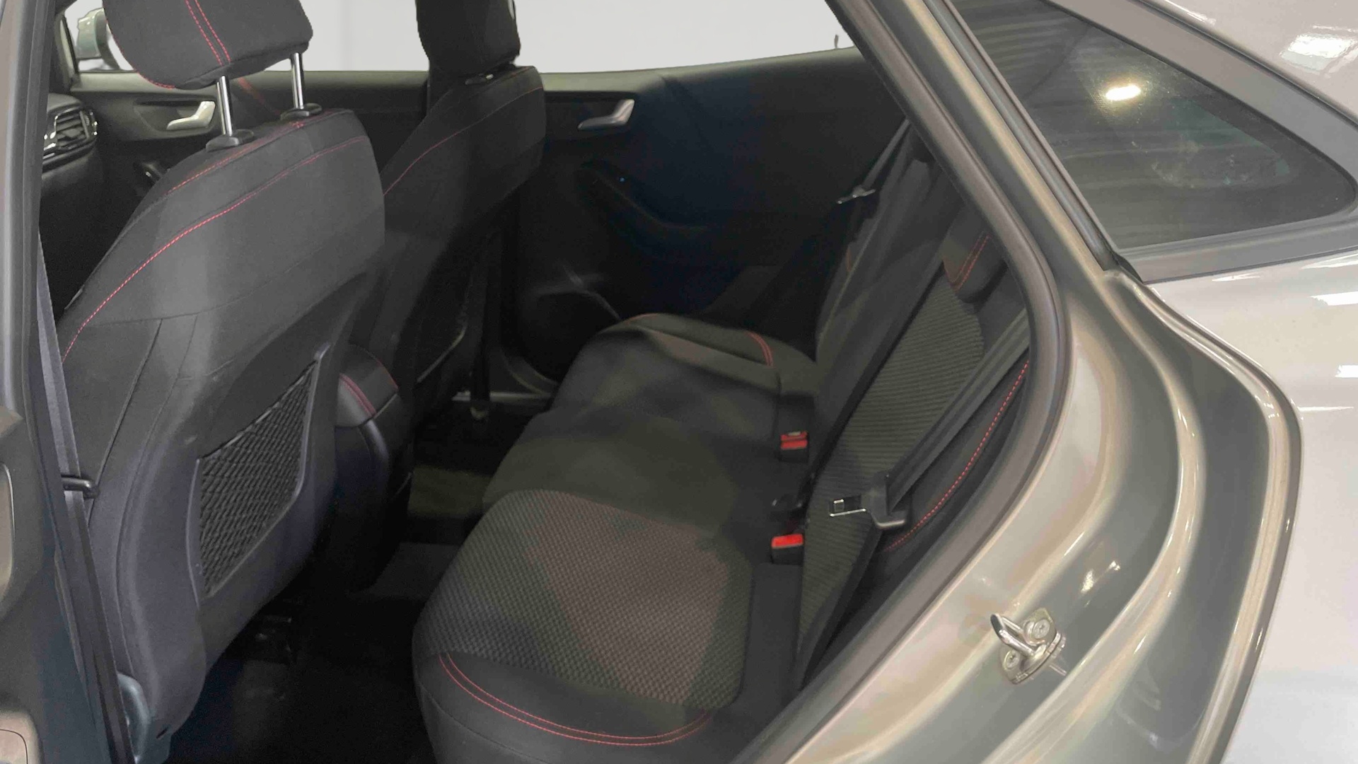 FORD PUMA 1.0 EcoBoost 125 ch mHEV S&S Powershift ST-Line