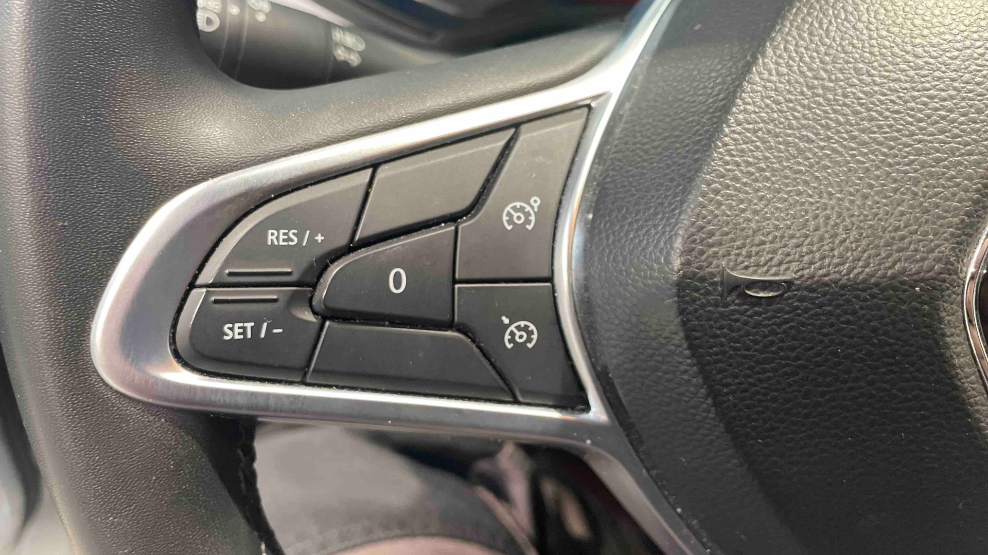 RENAULT CLIO V E-Tech full hybrid 145 Evolution