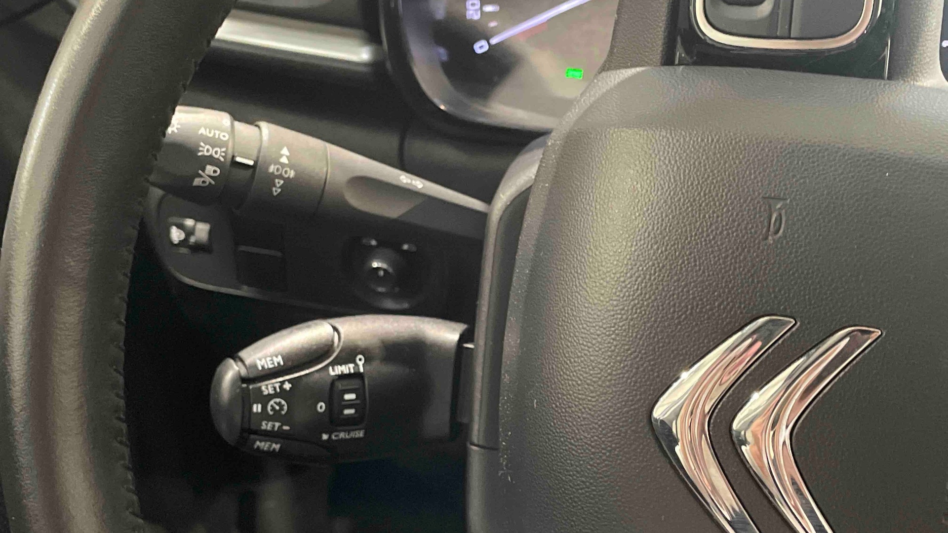 CITROEN C3 PureTech 110 S&S BVM6 Shine